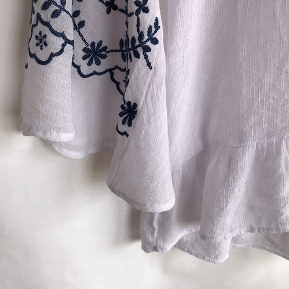 Counterparts white hi-low peasant top with embroidery - Picture 3 of 8